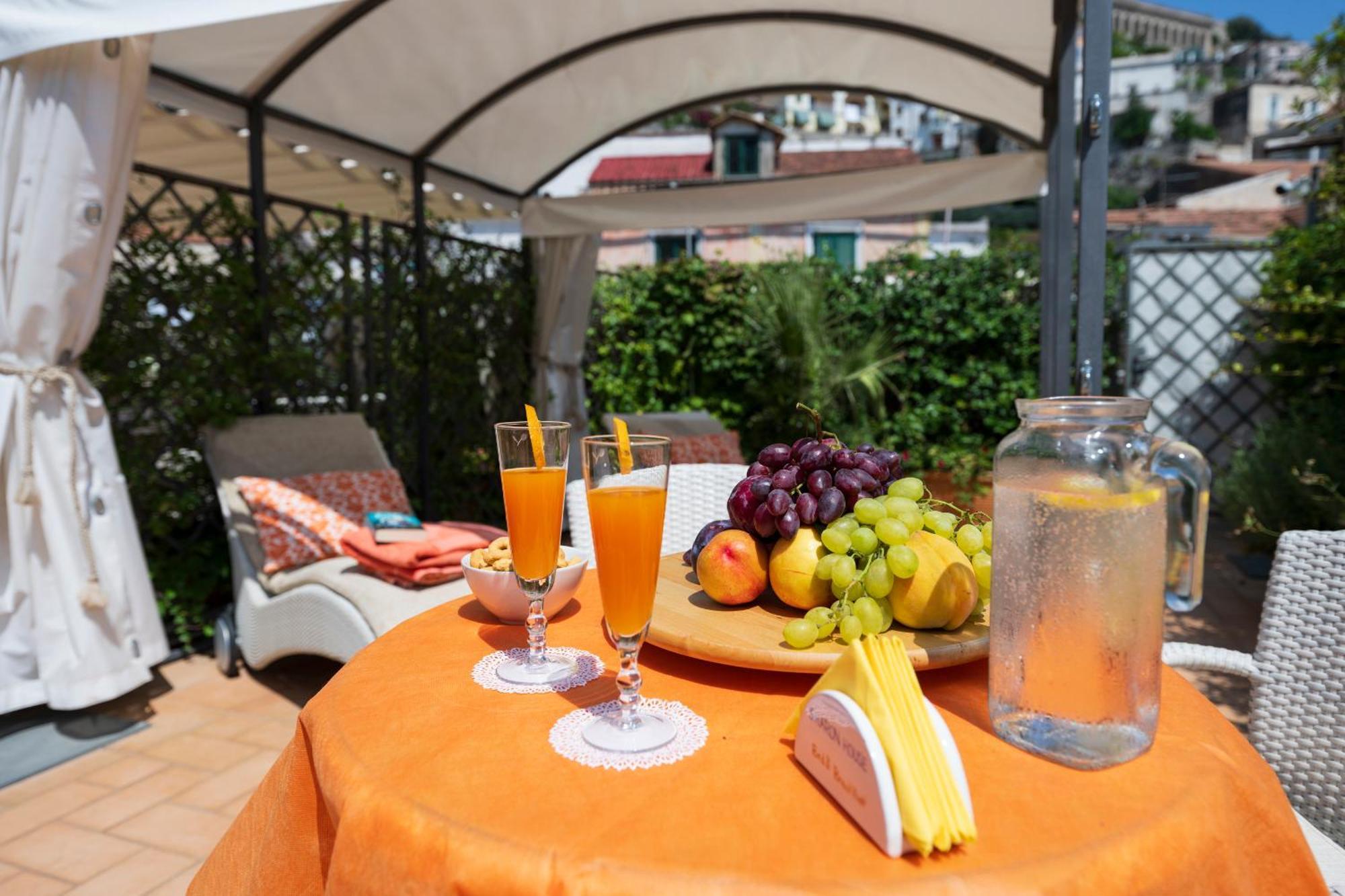 Sharon House Hotel Amalfi Bagian luar foto